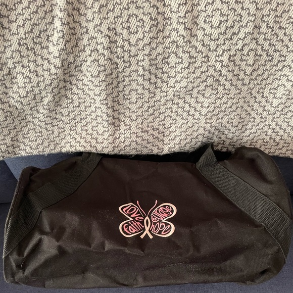 Duffle/Gym Bag - Breast Cancer Awareness - Picture 8 of 8